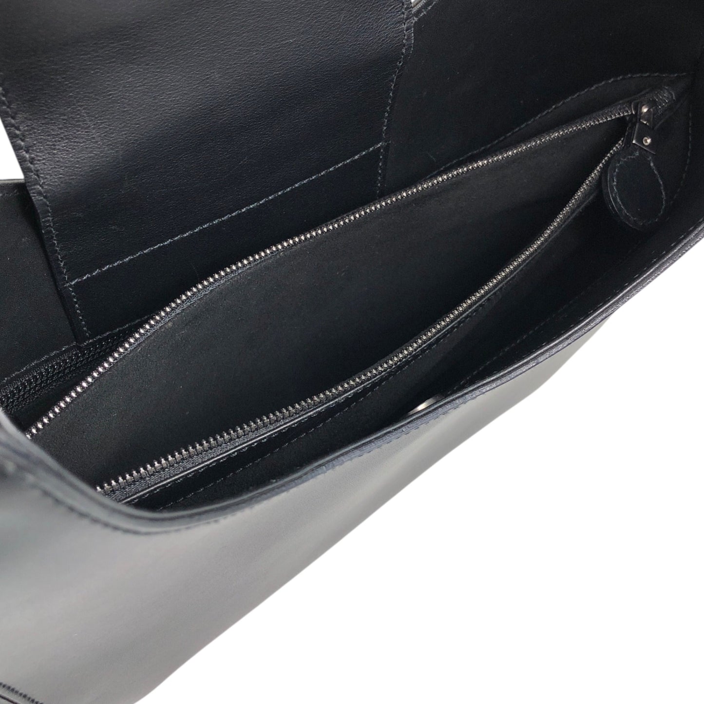 Salvatore Ferragamo Gancini Shoulder bag Black Vintage c3yye7