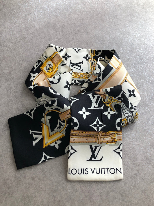 LOUIS VUITTON Monogram Silk Scarf Black×White Vintage un2uwf