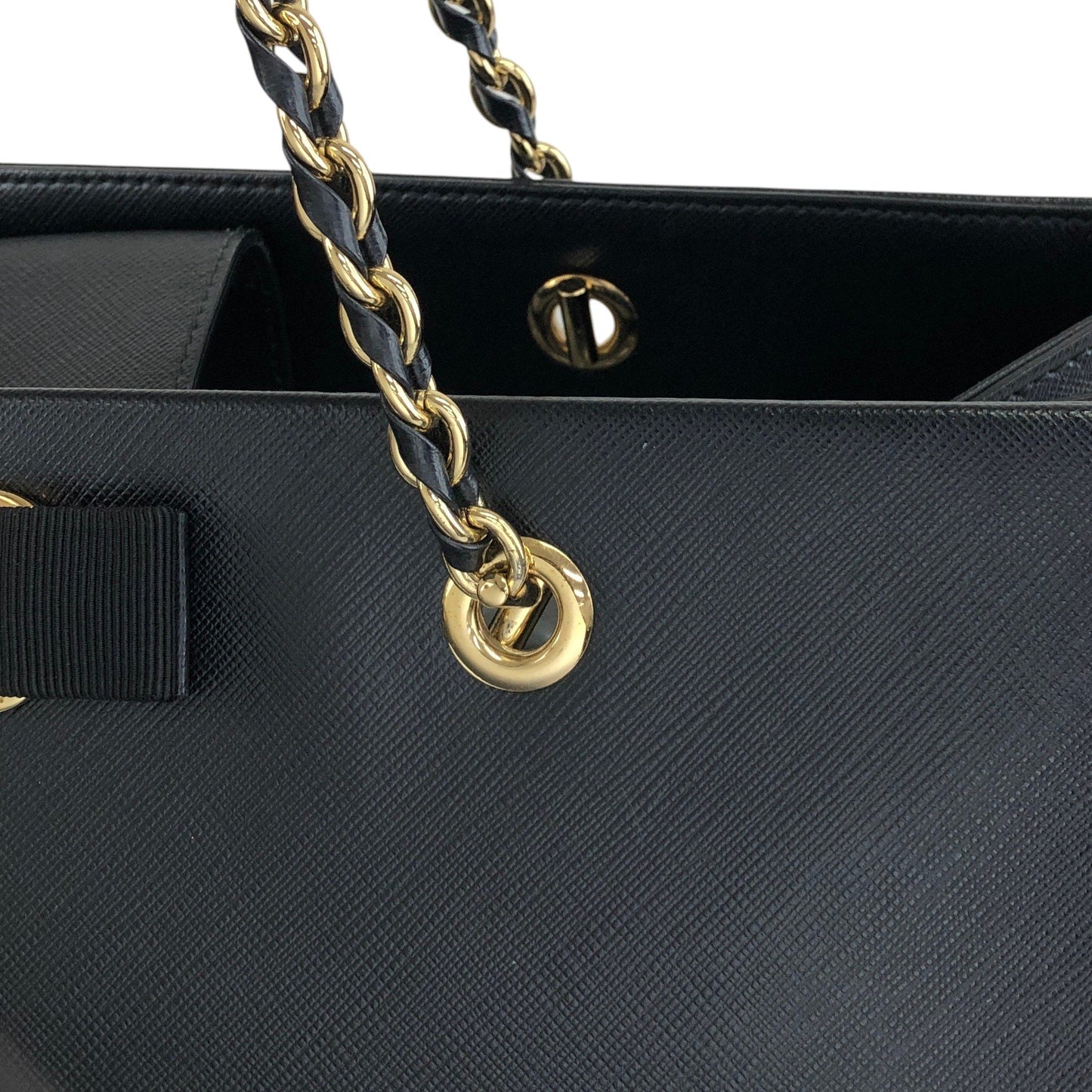 Salvatore Ferragamo Vala Ribbon Handbag Chain Shoulder bag Black Vintage 7fajd7