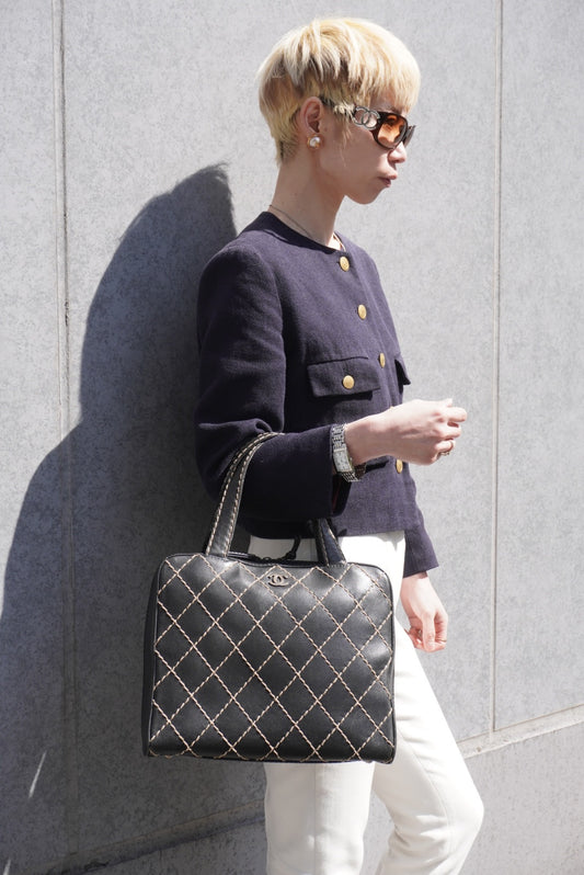 CHANEL Coco Mark Wild Stitch Totebag Black Vintage hvn8p8