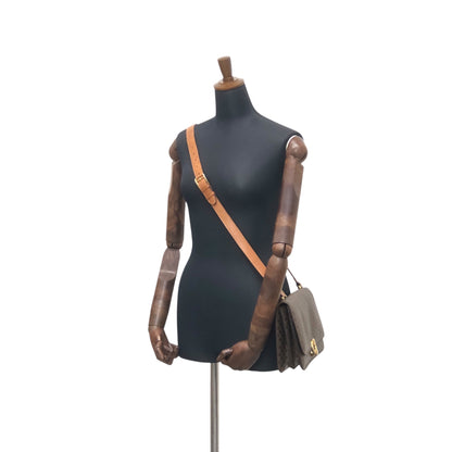 CELINE Macadam Flap Shoulder bag Brown Vintage wagmgy