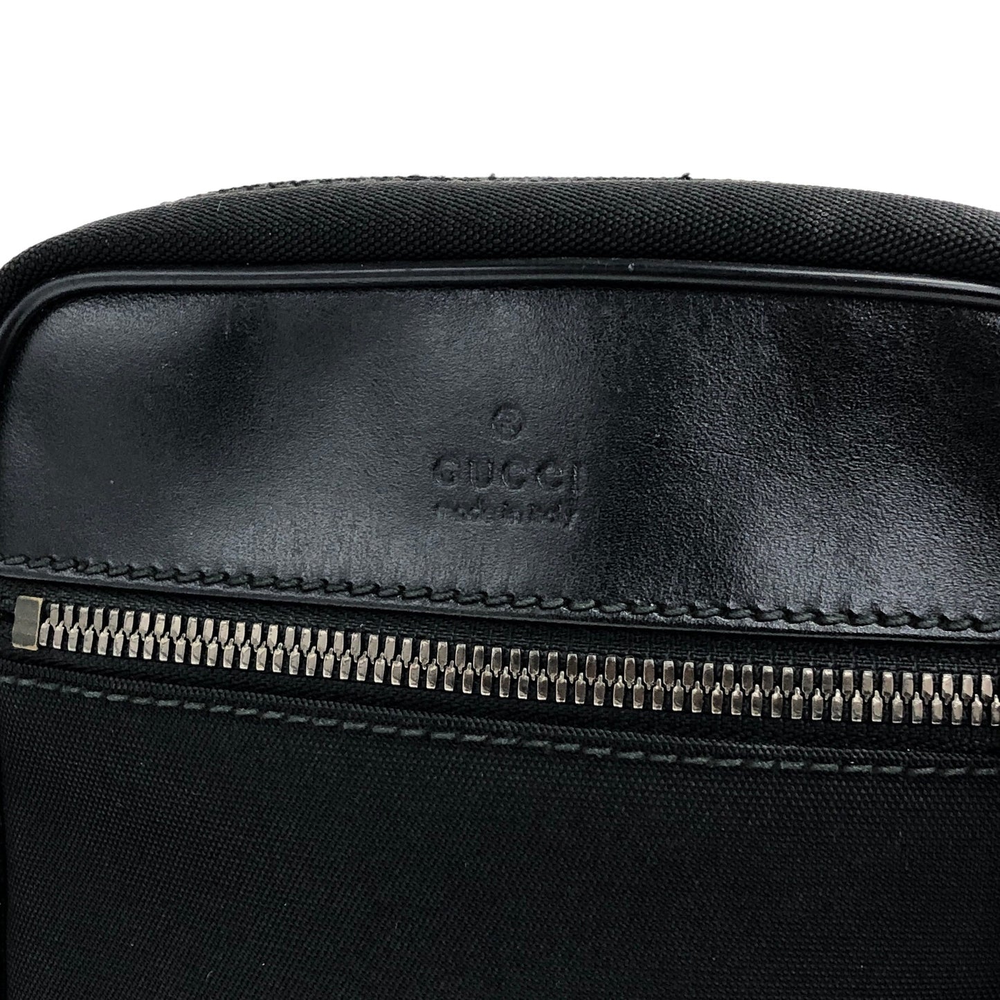 GUCCI Logo Nylon Shoulder bag Black Vintage bbhhak