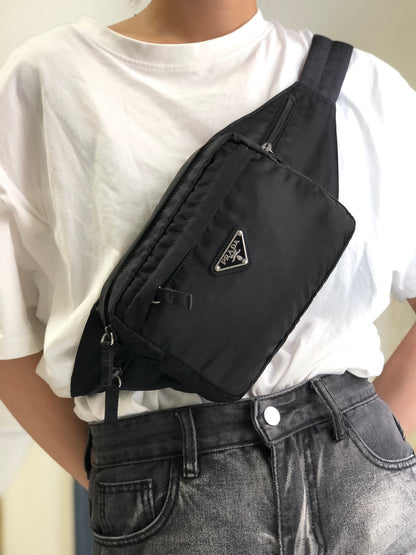 PRADA Tessuto Triangle Logo Sling bag Shoulder bag Black Vintage 58ccjt