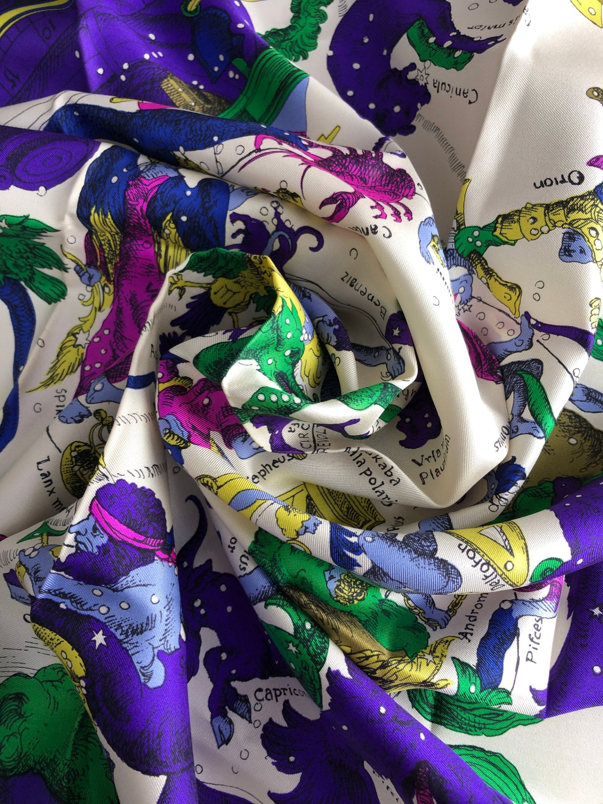 CELINE SILK Scarf Navy Vintage tdh3ey
