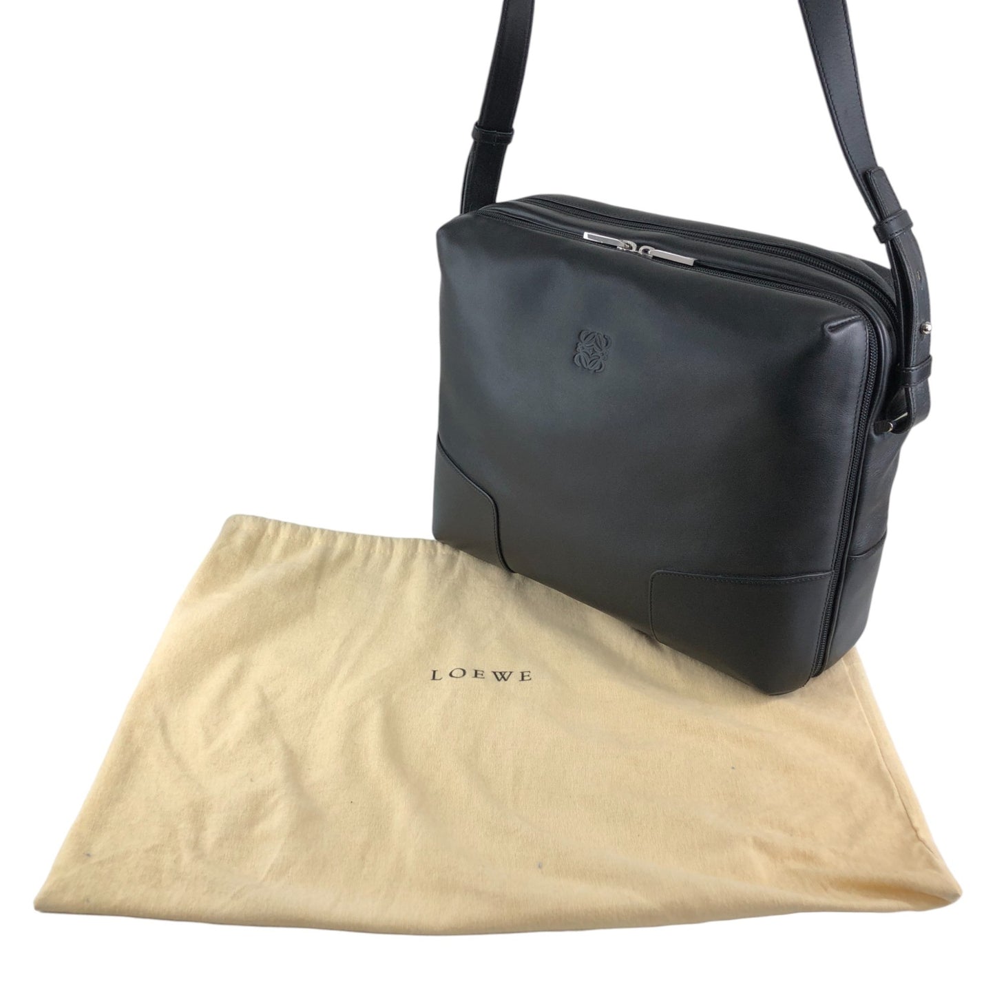 LOEWE Anagram Shoulder bag Black Vintage irfme7