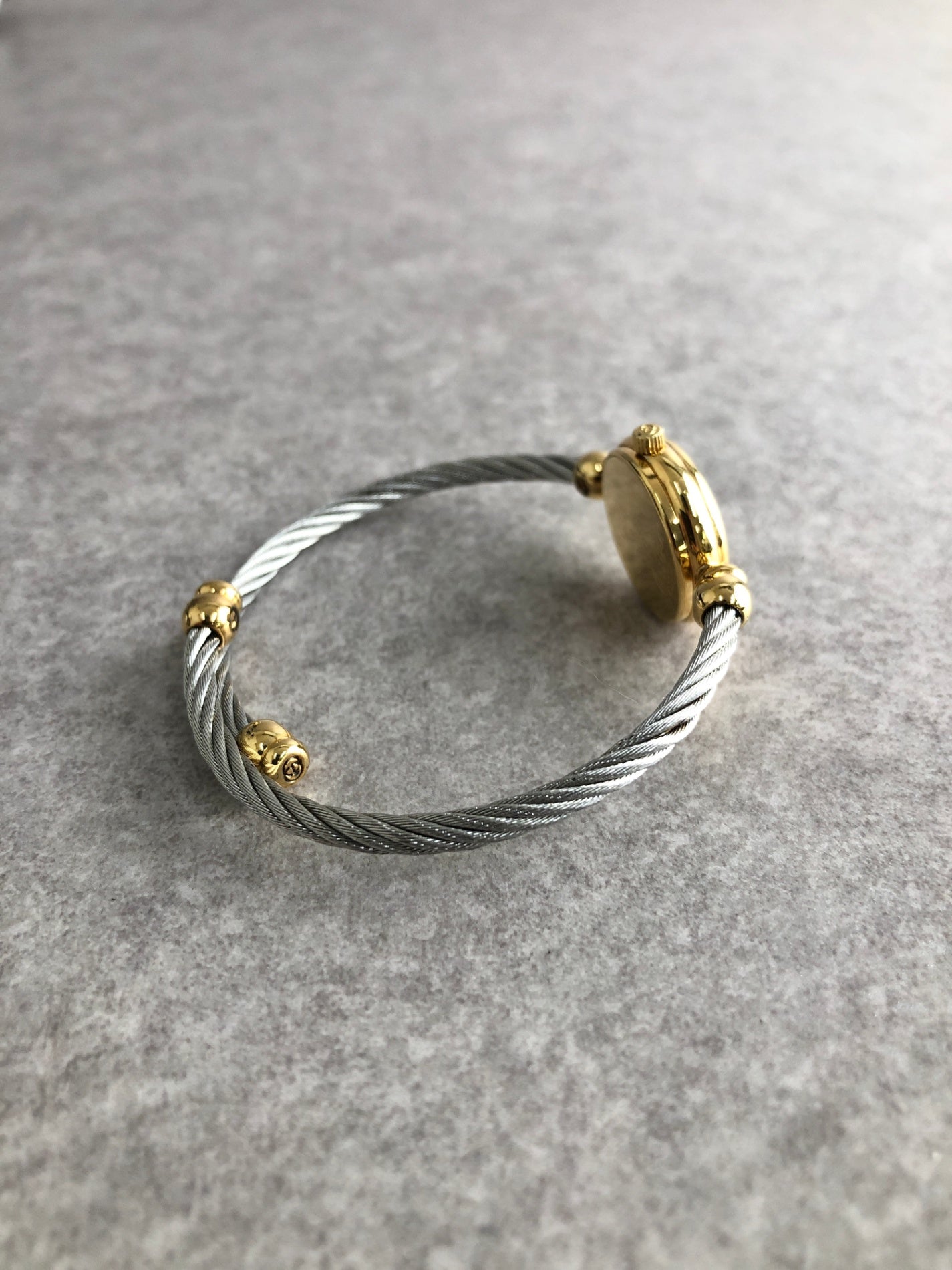 GUCCI Logo Bangle Watch Gold×Silver 2700.2.L Vintage yekiep