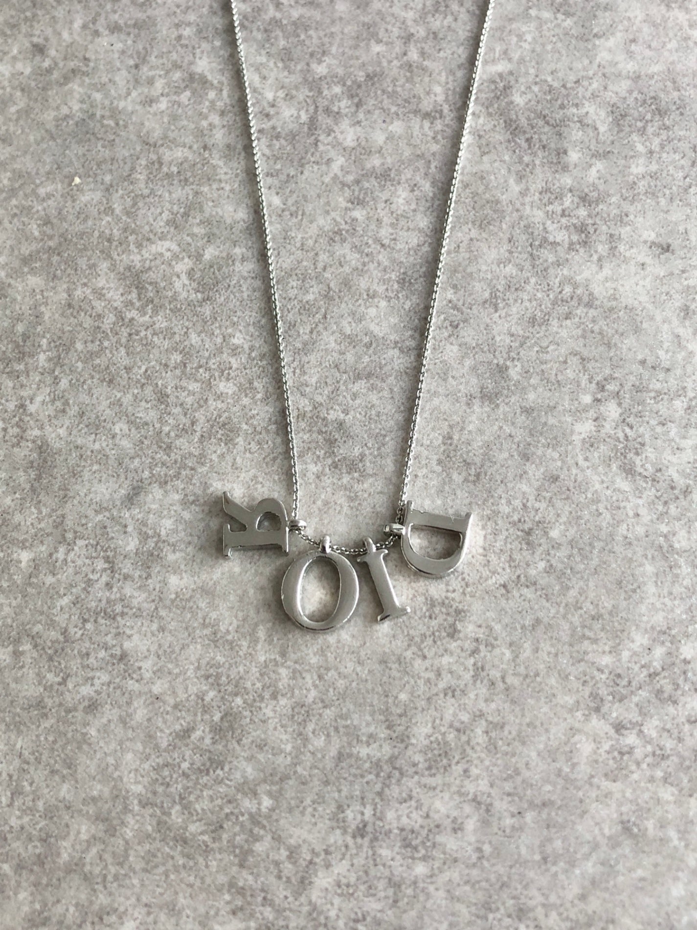 Christian Dior Logo Charm Necklace Silver Vintage x2sxgr