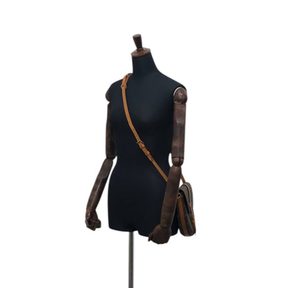 LOUIS VUITTON Monogram Front Buckle  Shoulder bag Brown Vintage u4si84