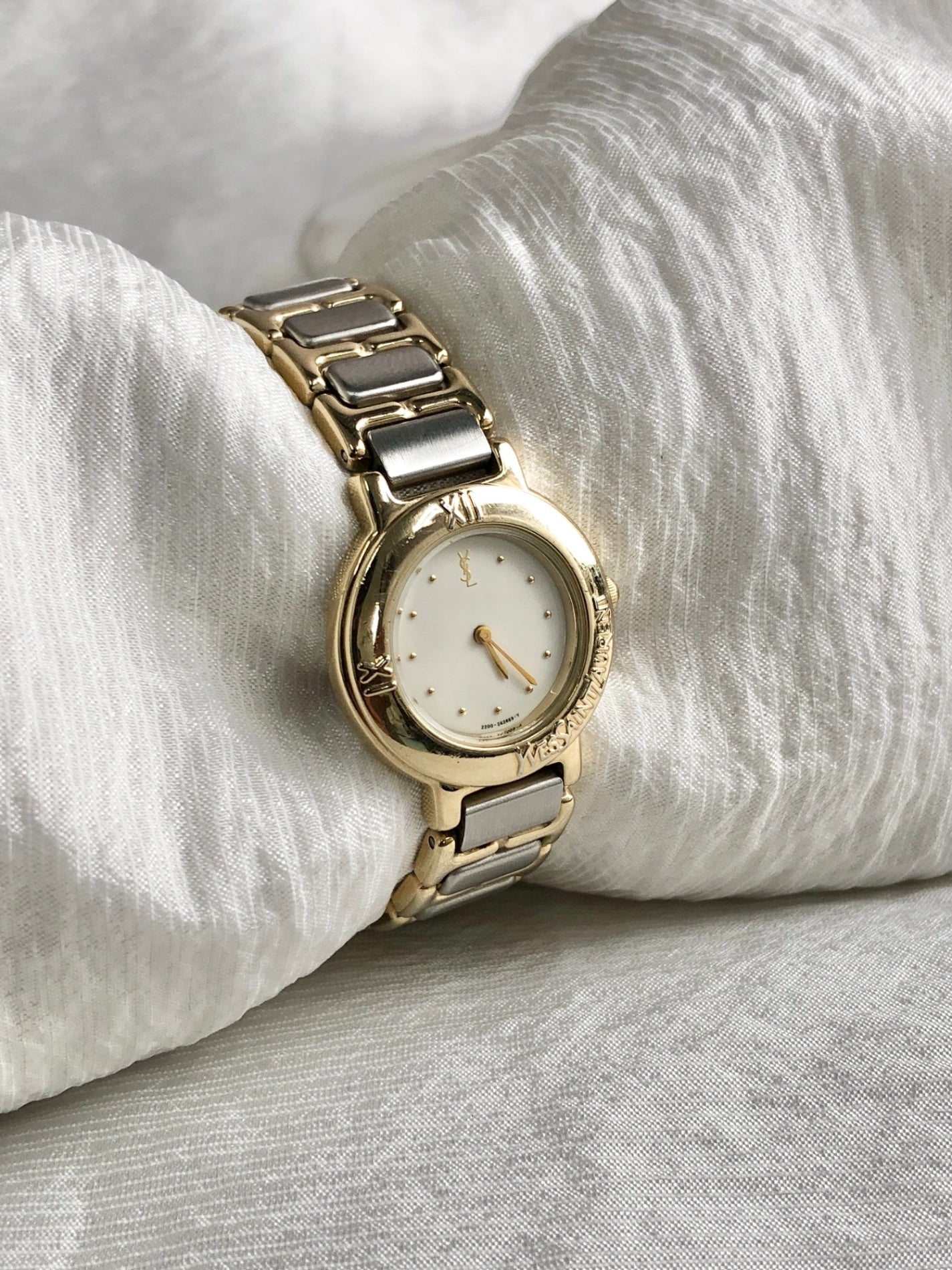Yves Saint Laurent Quartz Watch Silver×Gold 2200-229789Y Vintage 6vjehs