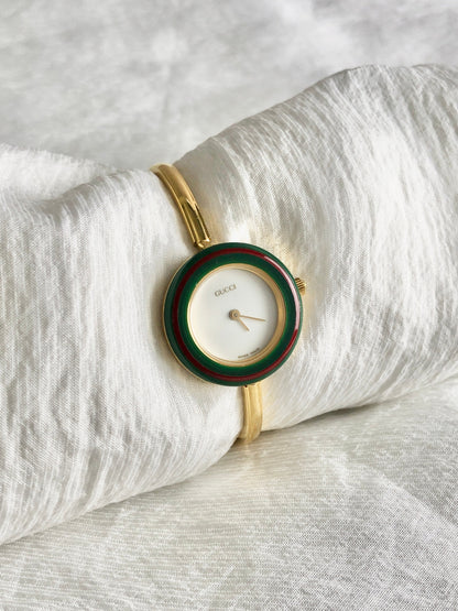 GUCCI Quartz Watch Gold 11/12.2 Vintage r3trkw