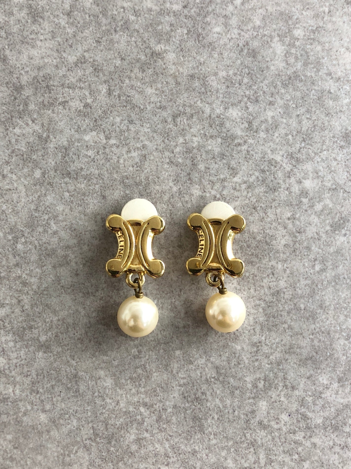 CELINE Triomphe Earrings Gold Vintage 6wehsi