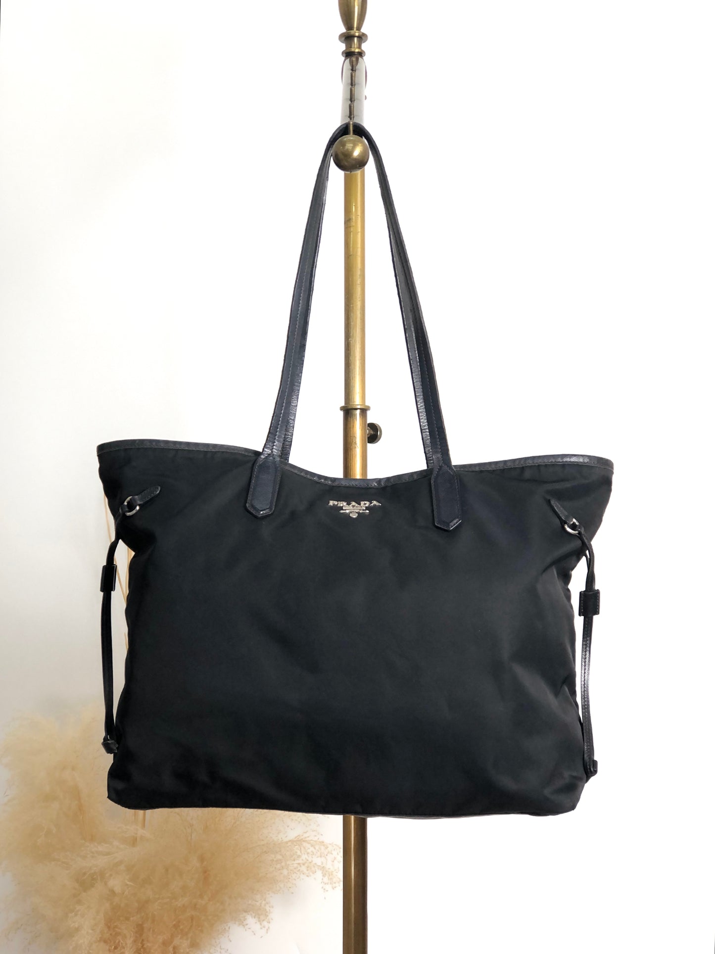 PRADA Logo Totebag Black Vintage tv4u47