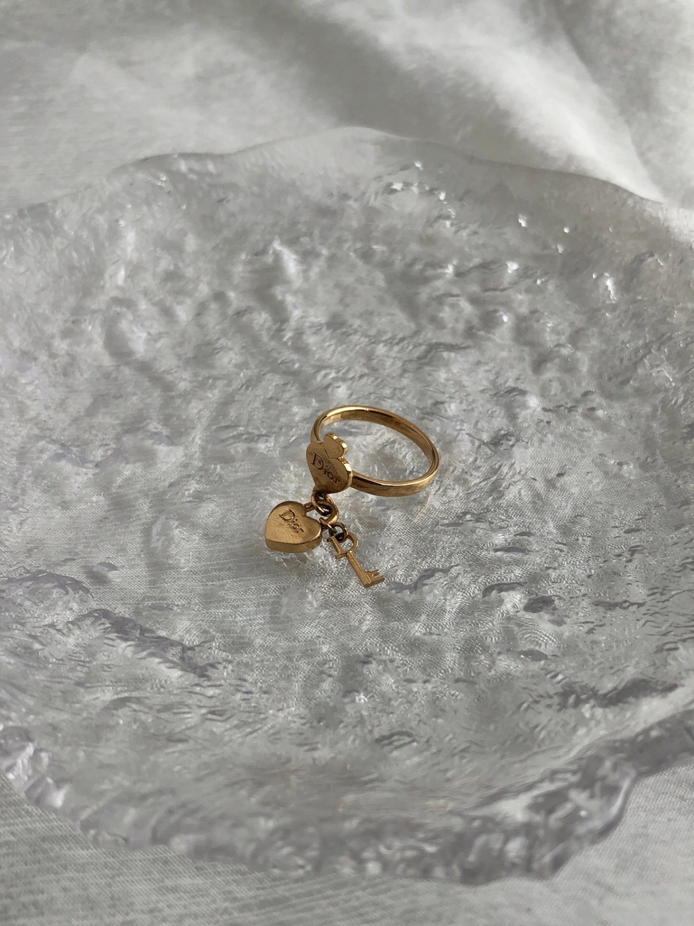 Christian Dior Heart Motif  Ring Gold Vintage 6kjsx4