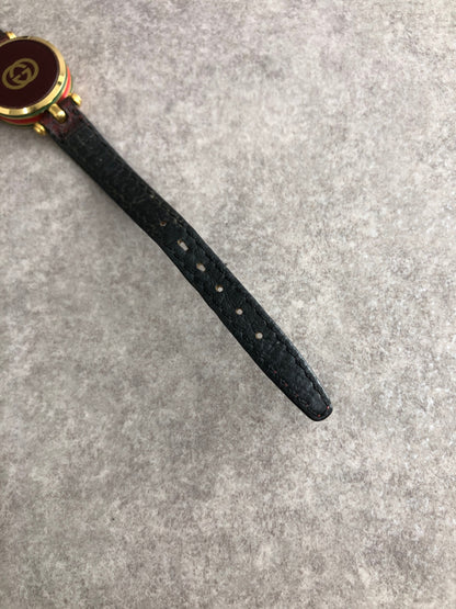 GUCCI Logo Watch Brown Vintage xpg7th