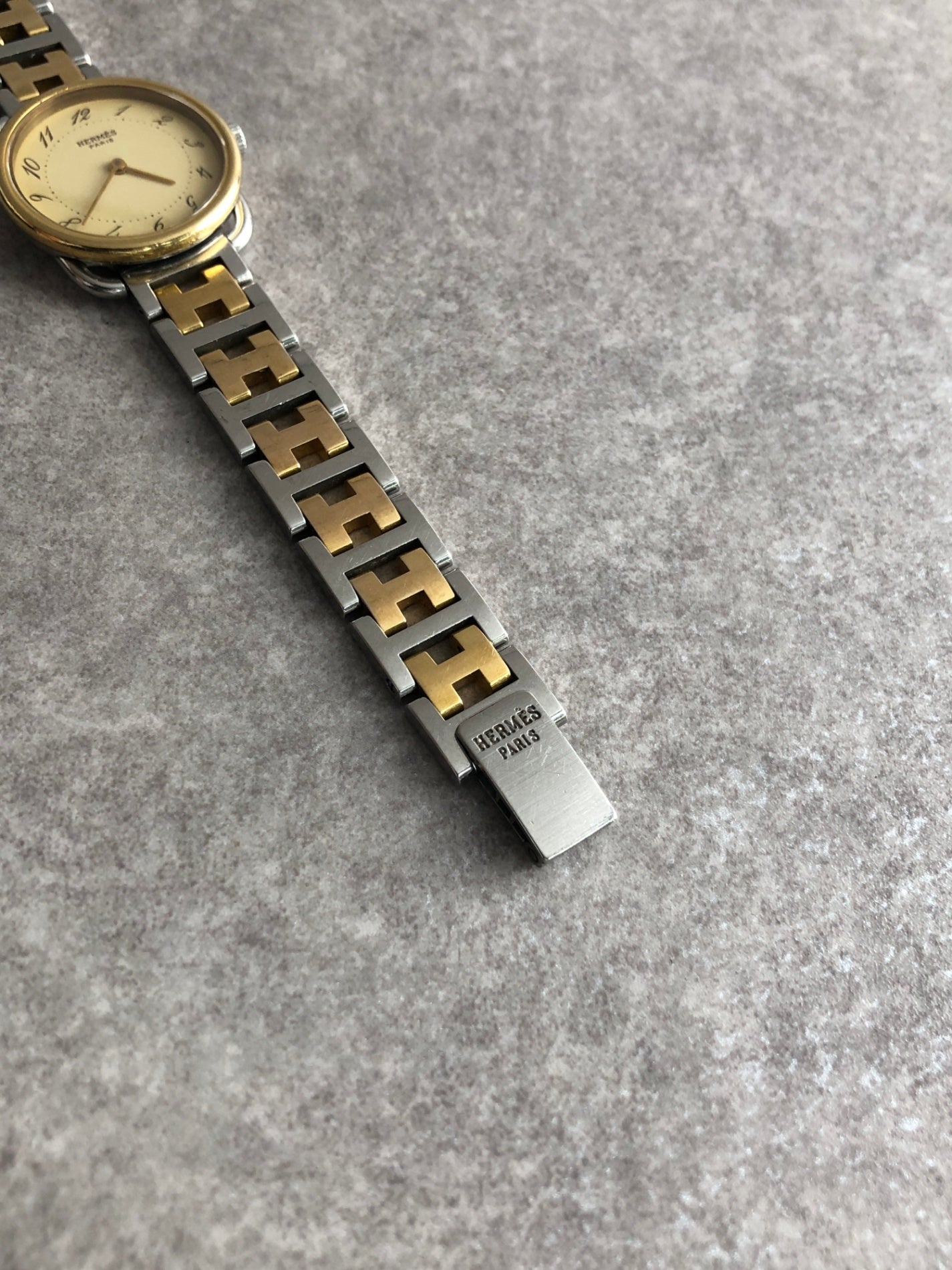 HERMES アナログ時計 シルバー/ゴールド HERMES Quartz Watch Gold×Silver Vintage th72re – VintageShop solo