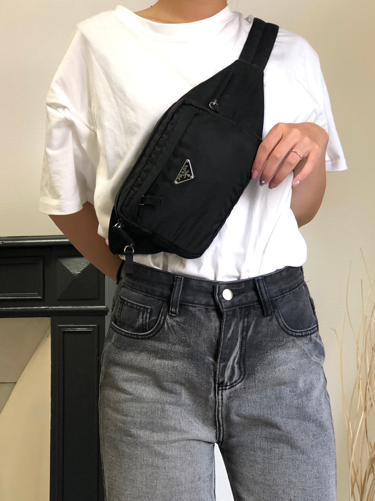 PRADA Tessuto Triangle Logo Sling bag Shoulder bag Black Vintage 58ccjt