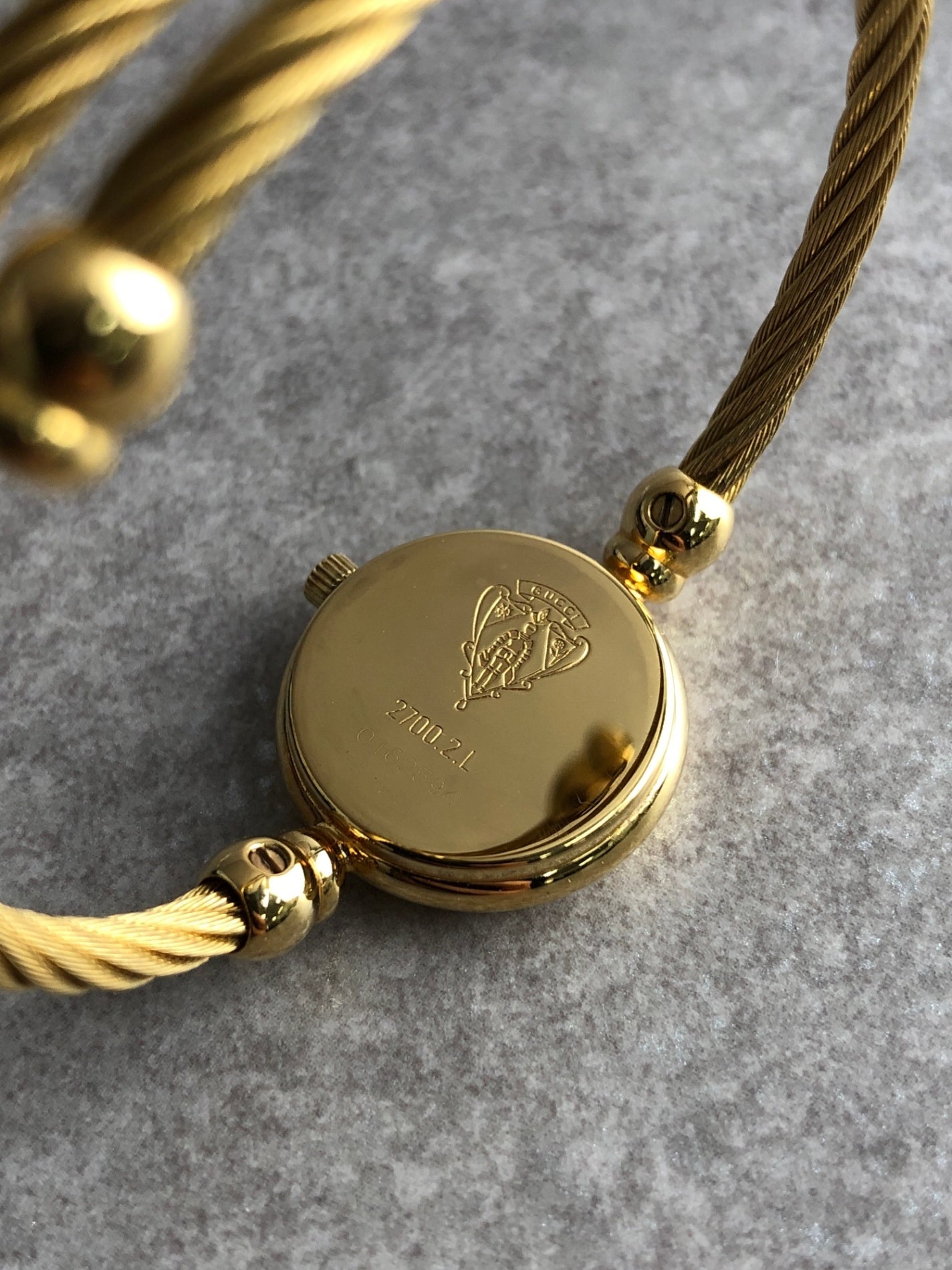 GUCCI Logo Bangle Quartz Watch Gold 2700.2.L Vintage 58benr