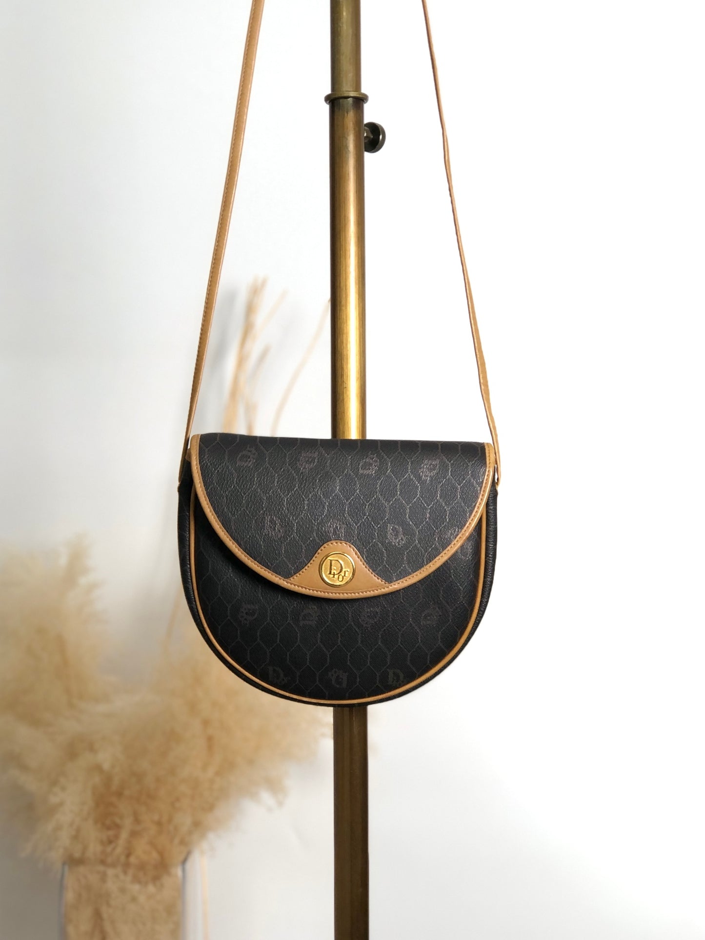 Christian Dior Honeycomb Pattern Shoulder bag Black Vintage p8wvy4