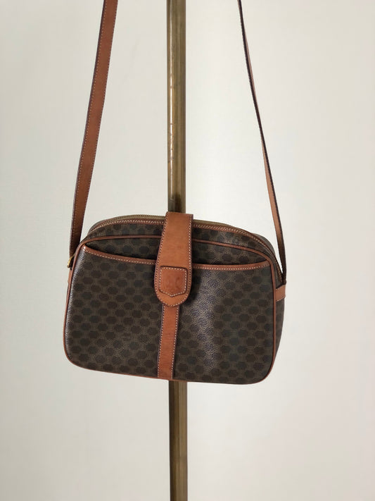 CELINE Macadam Blason Shoulder bag Brown Vintage ynpxcn