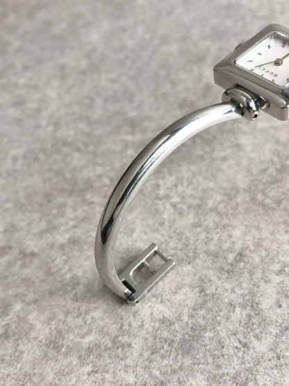 GUCCI Bangle Watch Silver 1900L Vintage ahc5hy