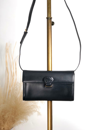 GUCCI GG logo Shoulder bag Black Vintage ugbam2