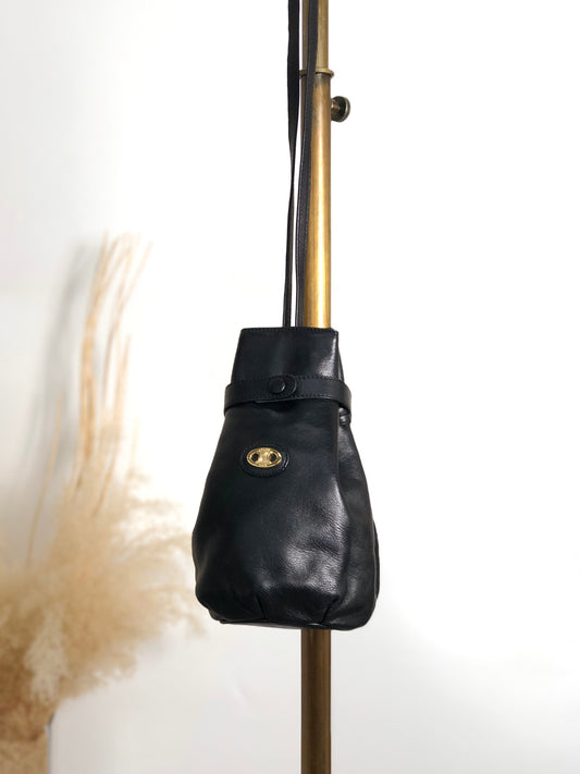 CELINE Blason Drawstring Small Shoulder bag Black Vintage nyjz6n