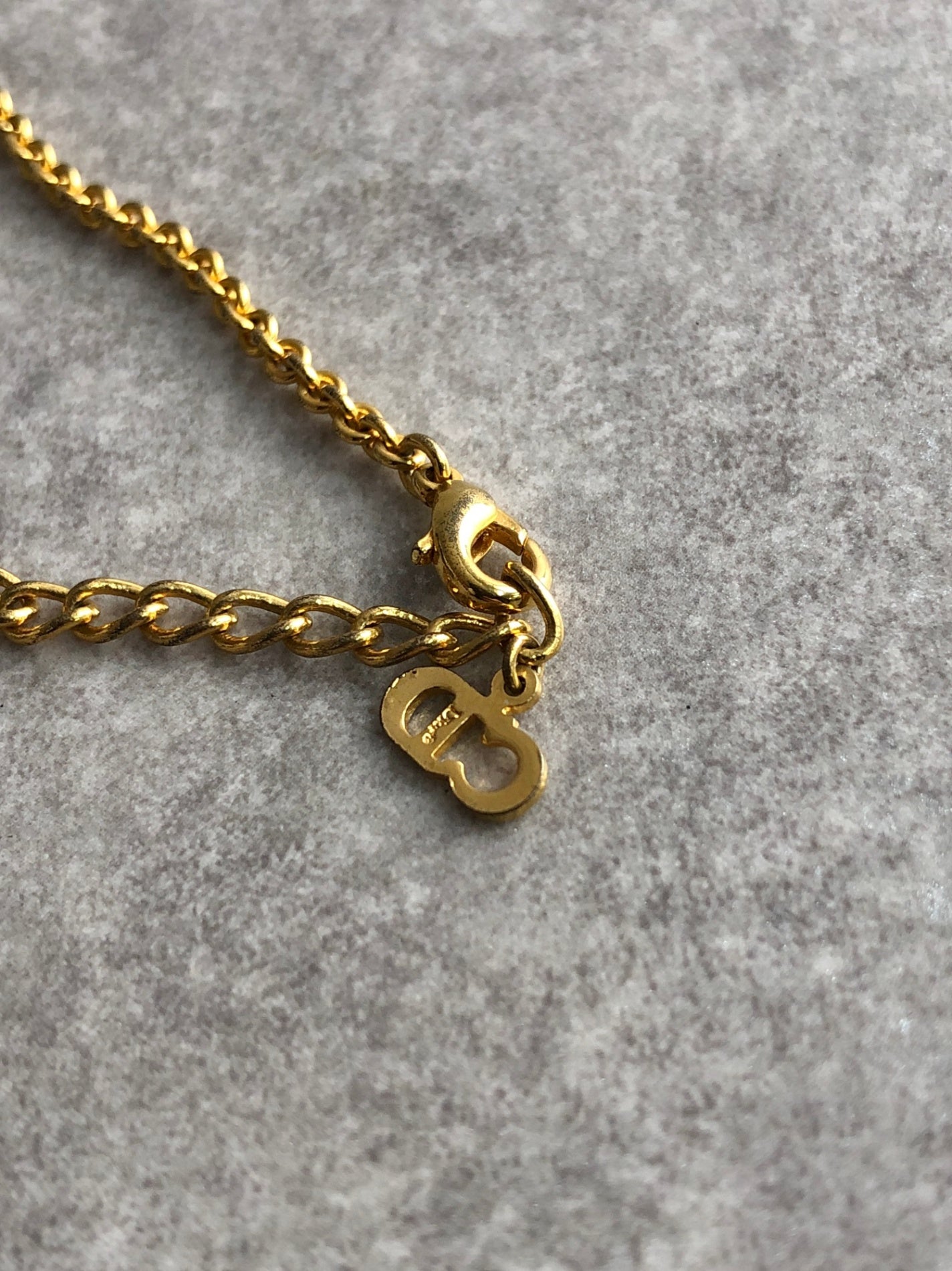 Christian Dior Logo Motif Necklace Gold Vintage jye8pu