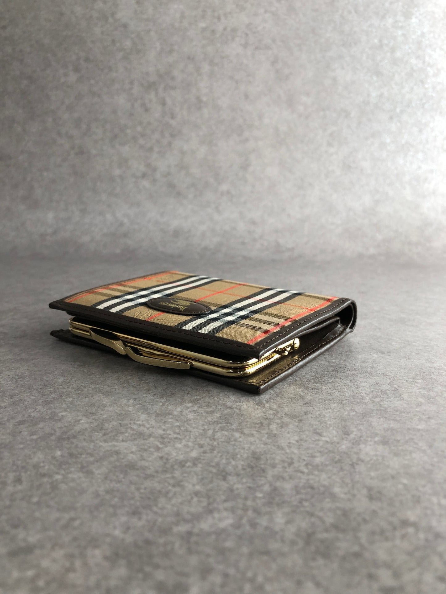BURBERRY Nova Check Logo Folded Wallet Brown Vintage b5c22u