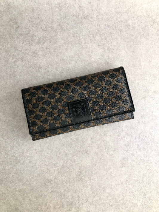 CELINE Macadam Blason Long Wallet Black Vintage nvvpfx