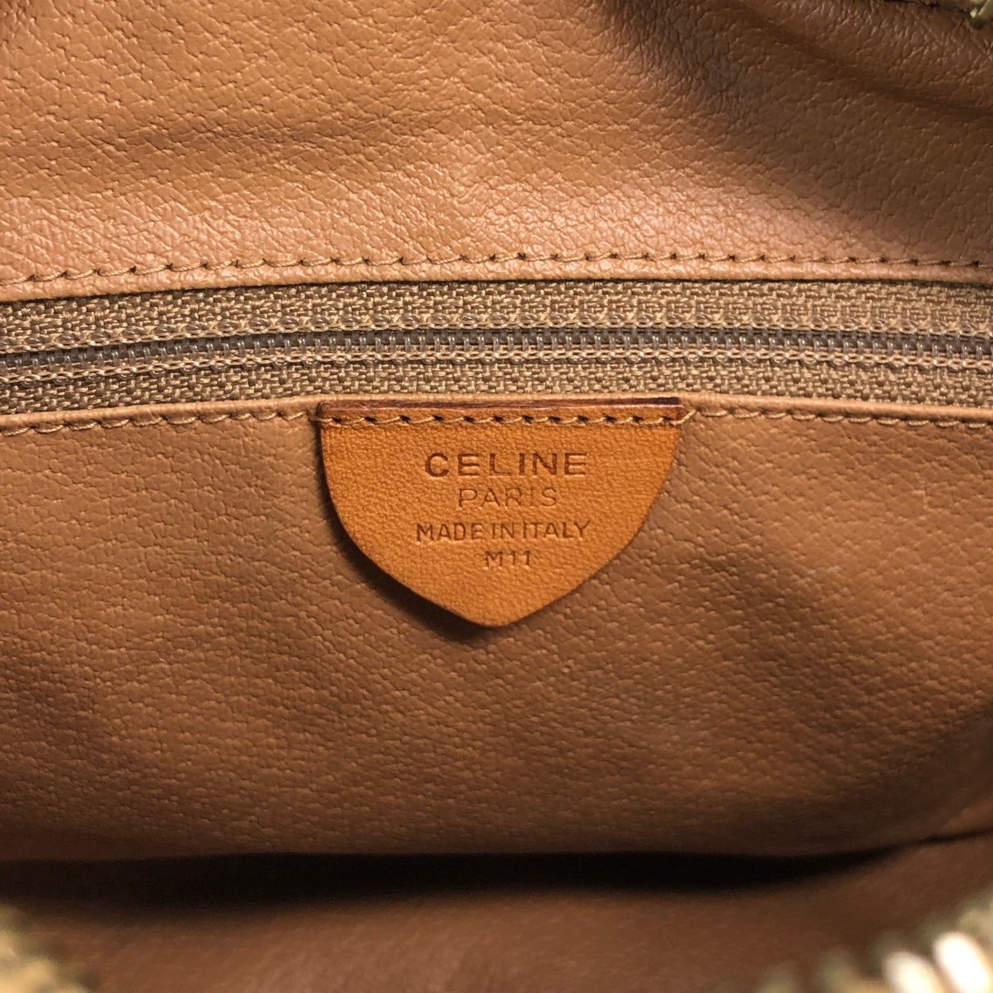CELINE Macadam Blason Shoulder bag Brown Vintage aj8afn