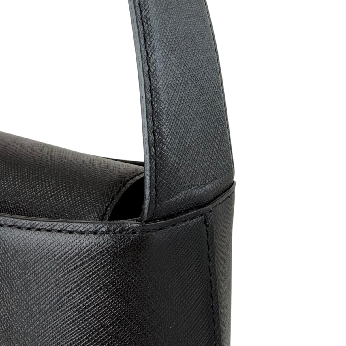BURBERRY Logo Shoulder bag Black Vintage ikbt34