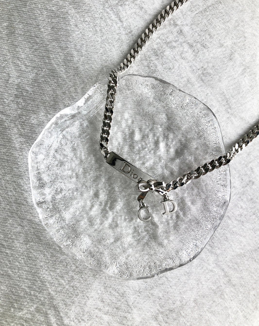 Christian Dior CD 標誌緞帶圖案項鍊銀色復古 37tj2k