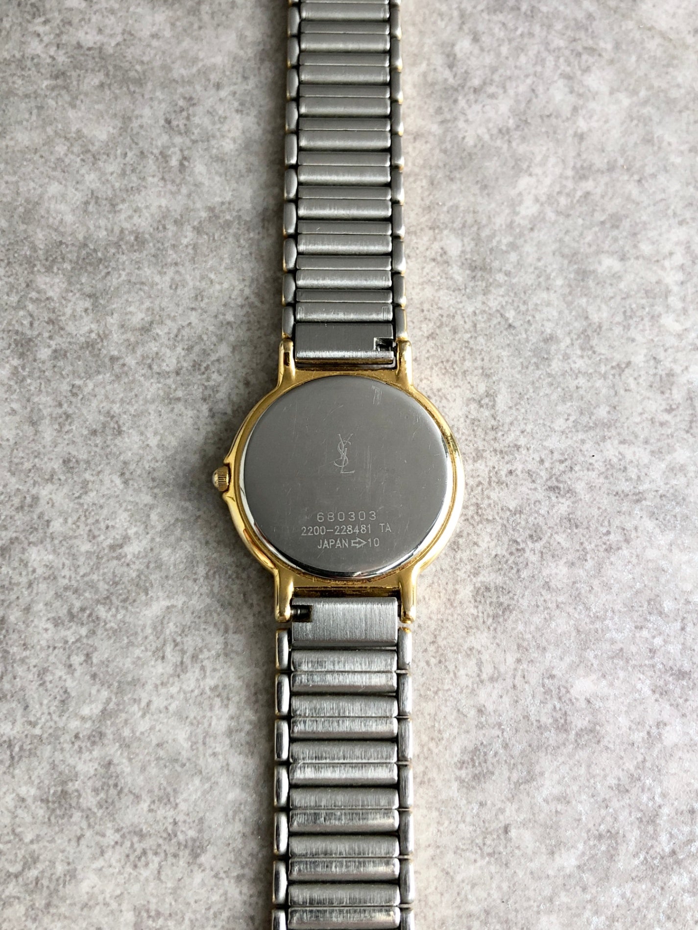 Yves Saint Laurent Quartz Watch Silver Vintage 42biih