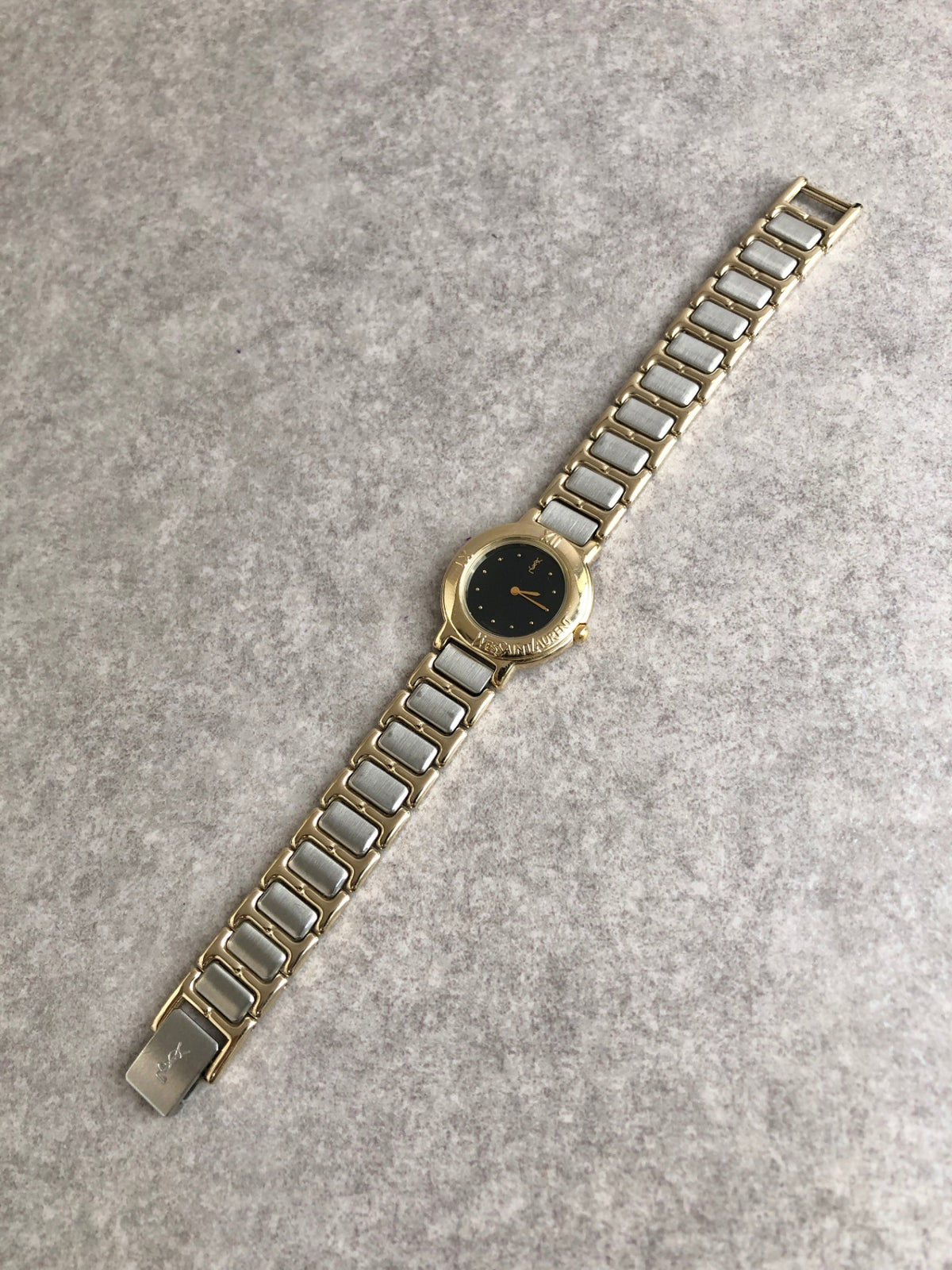 Yves Saint Laurent Quartz Watch Silver Gold 2200-229789Y Vintage ss777s