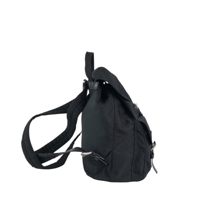 PRADA 三角形標誌雙口袋背包黑色復古 482mjk