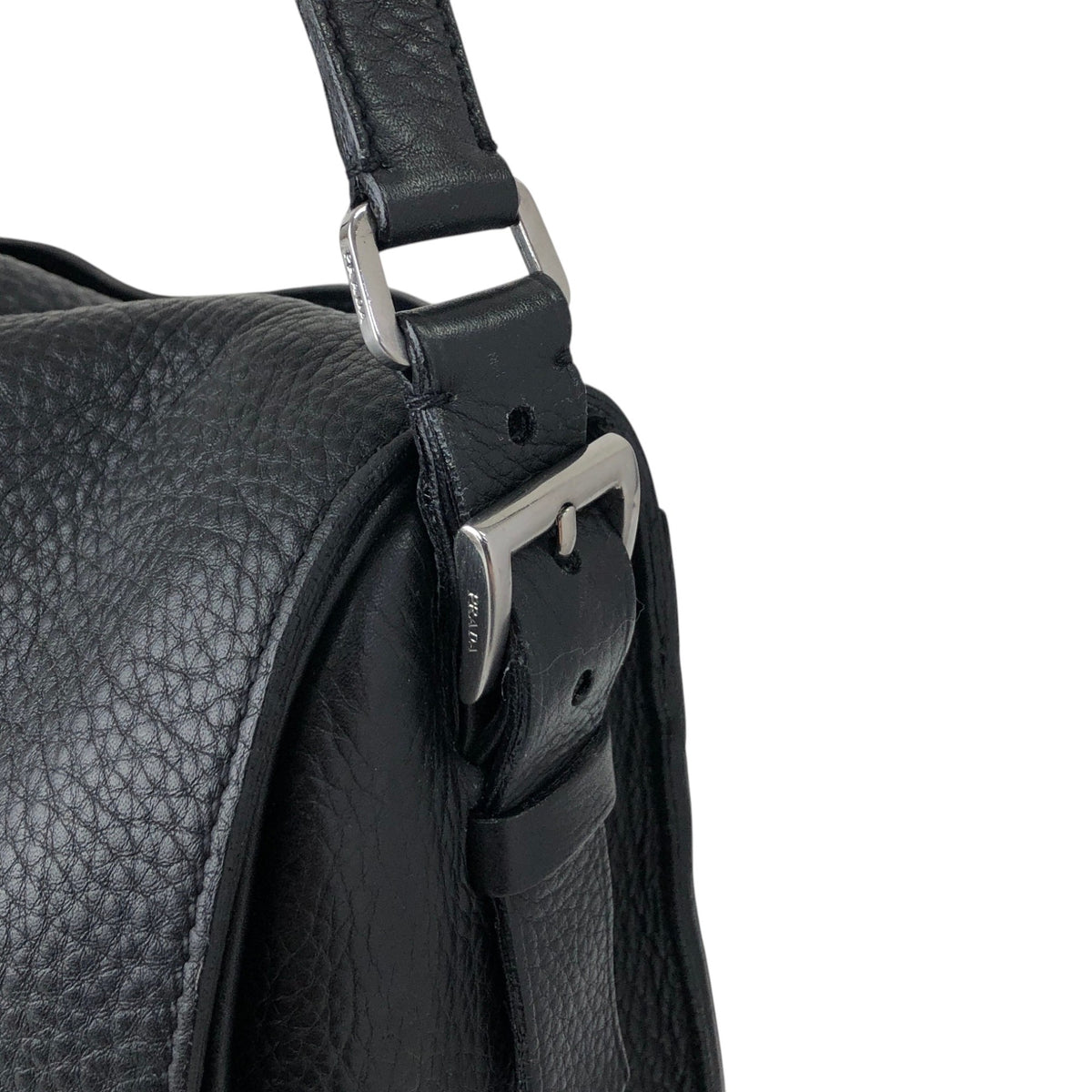PRADA Logo Embossed Front Buckle Shoulder bag Black Vintage u2jbxr