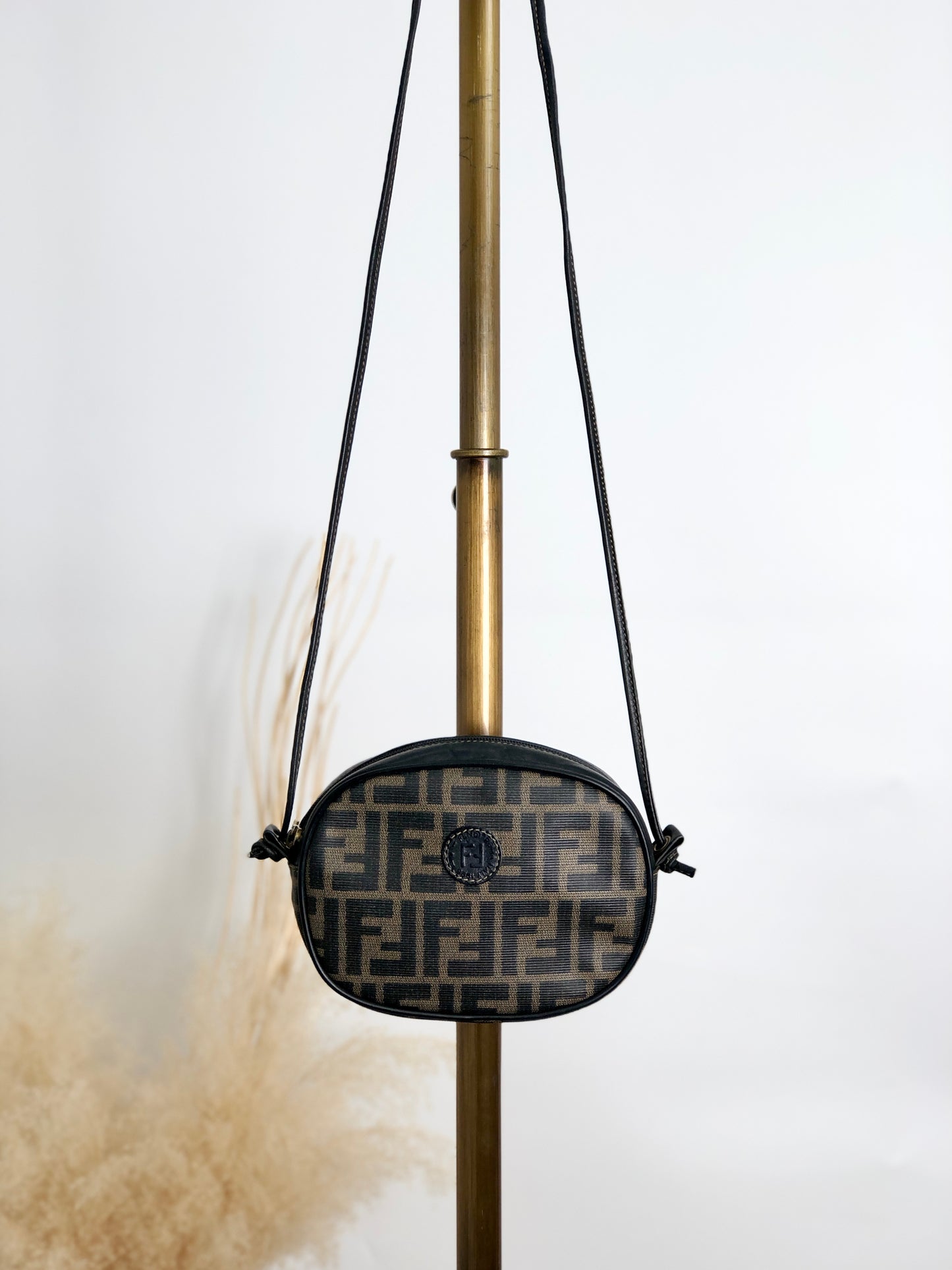 FENDI Zucca Logo Small Shoulder bag Brown Vintage 4wmehy