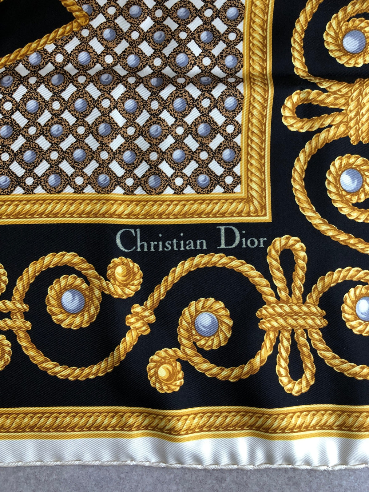 Christian Dior Logo Motif SILK Scarf Gold×Black Vintage ikbe8h