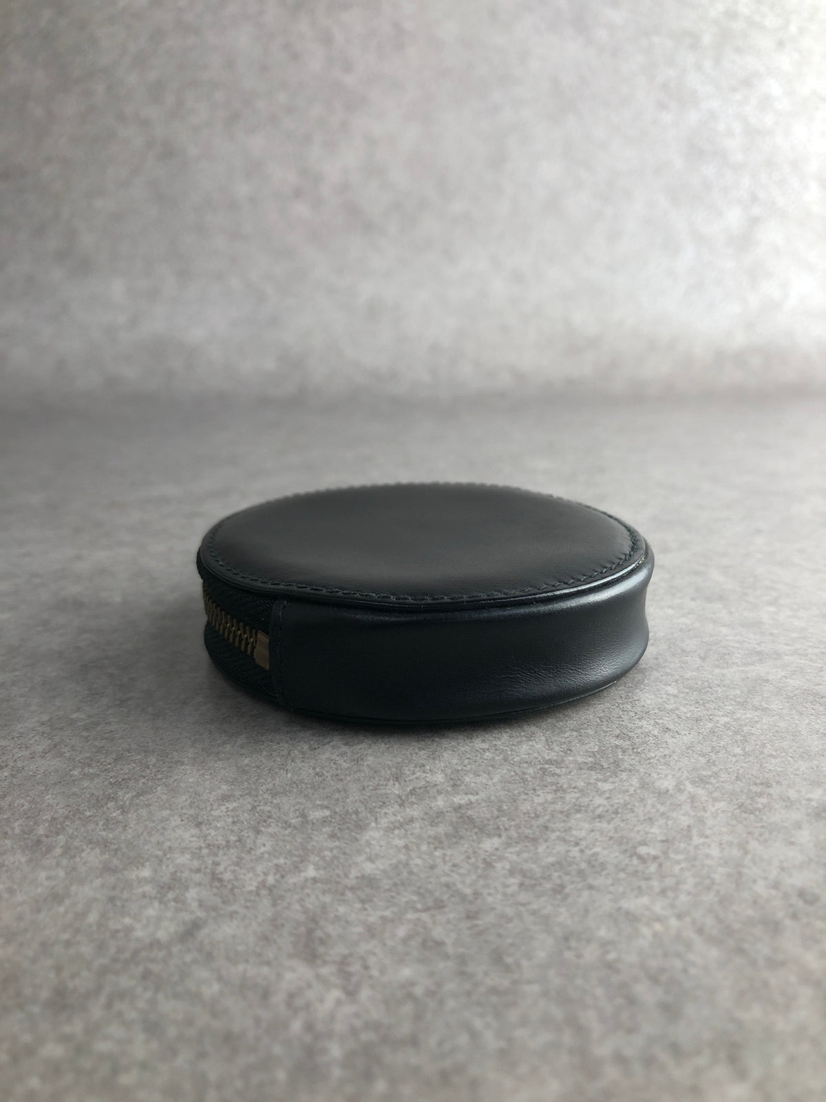 CELINE Circle Logo Coin Purse Black Vintage n7ez3e