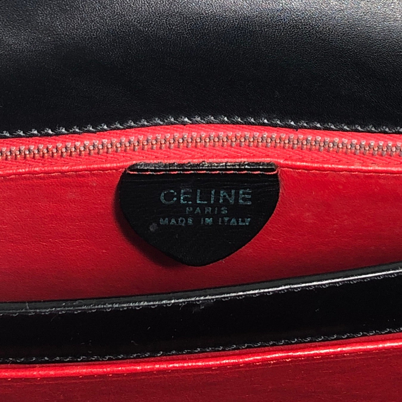 CELINE Circle Logo Shoulder bag Black Vintage ee7fti
