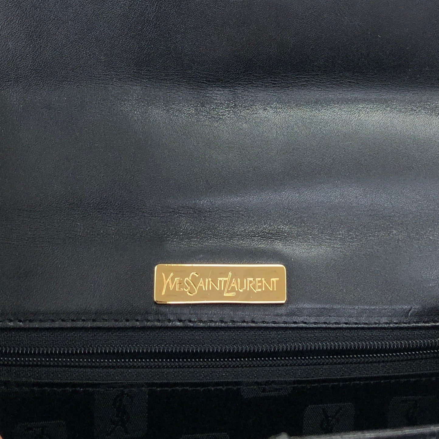 Yves Saint Laurent YSL Charm Handbag Black Vintage dxsc3k