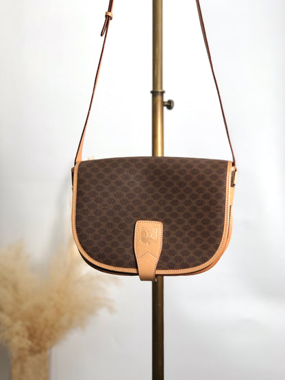 CELINE Macadam Blason Flap Shoulder bag Brown Vintage 7sfwkz