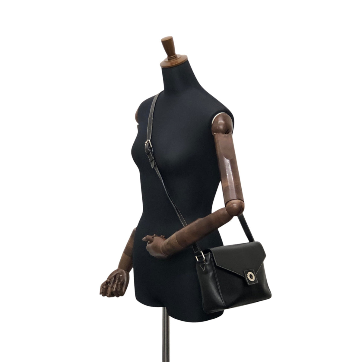 CELINE Circle Logo Shoulder bag Black Vintage e3r52b