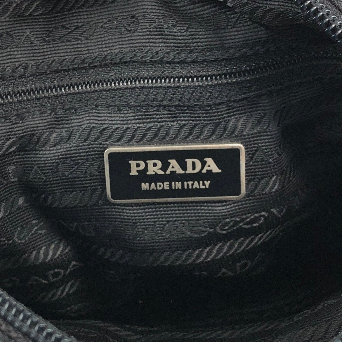 PRADA Tessuto Triangle Logo Shoulder bag Black Vintage 2ctkw3