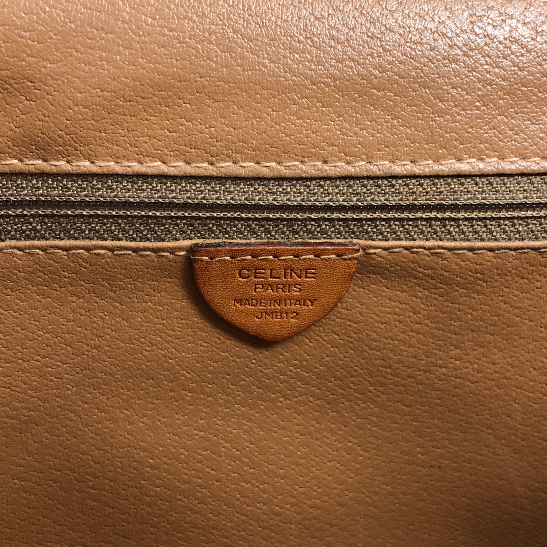 CELINE Macadam Blason Flap Shoulder bag Brown Vintage kv7fz3