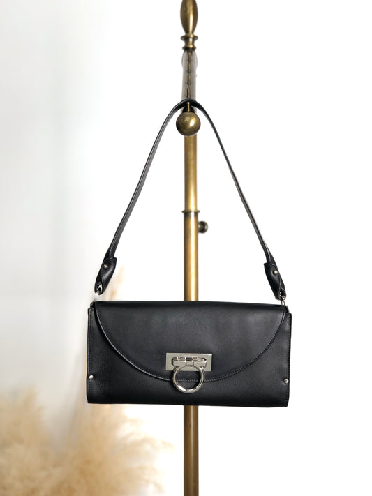 Salvatore Ferragamo Gancini Shoulder bag Black Vintage k7ui2k