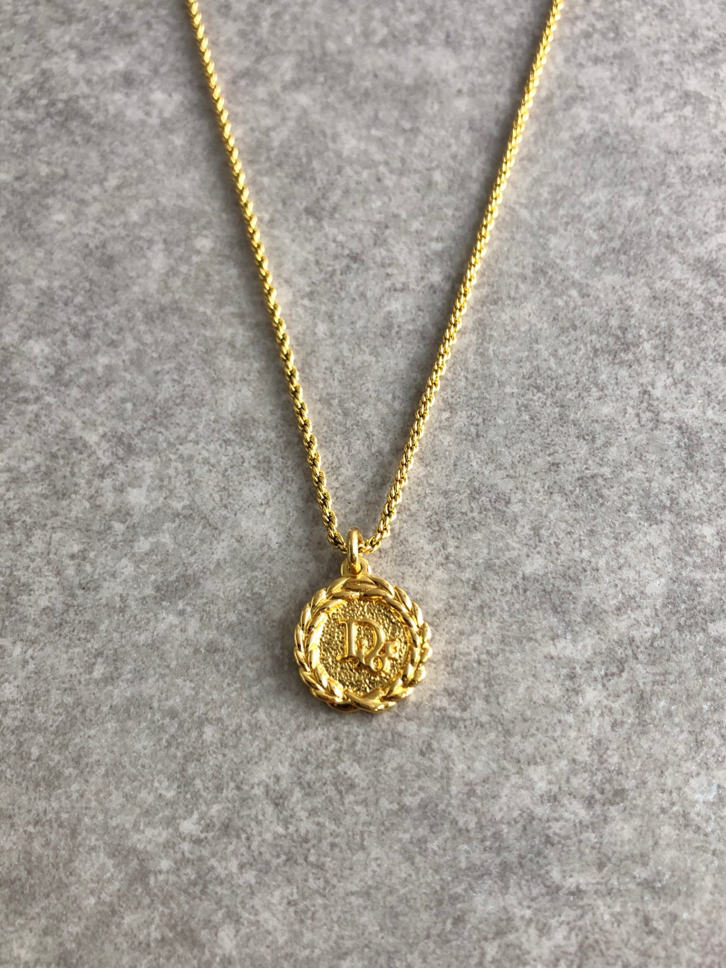 Christian Dior Logo Motif Necklace Gold Vintage 8fnc5f