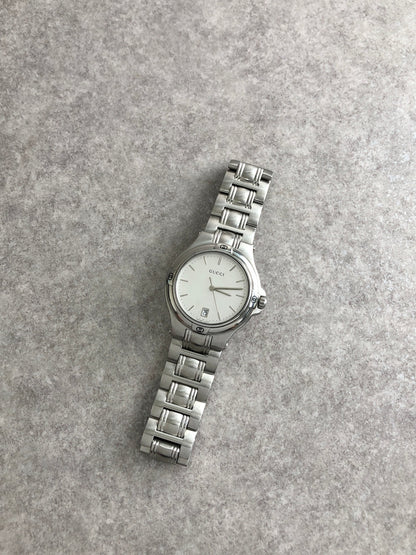 GUCCI Logo Quartz Watch Silver 9040M Vintage 5jb7um