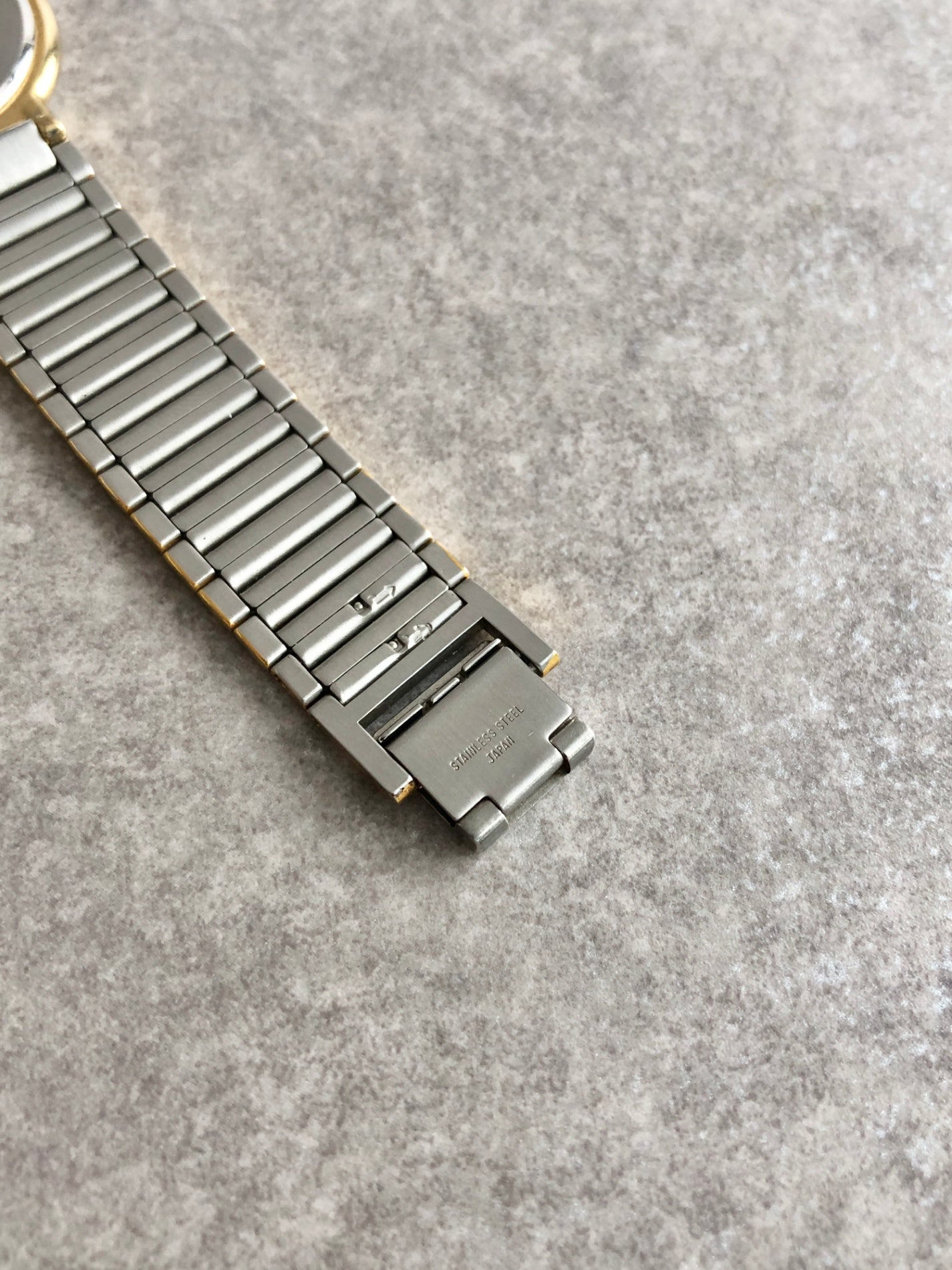 Yves Saint Laurent Quartz Watch Silver 4620-62267Y Vintage aje2i6