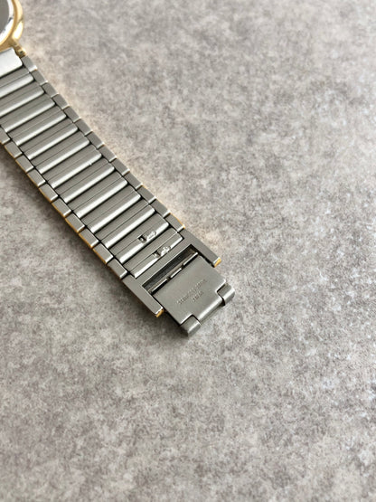 Yves Saint Laurent Quartz Watch Silver 4620-62267Y Vintage aje2i6